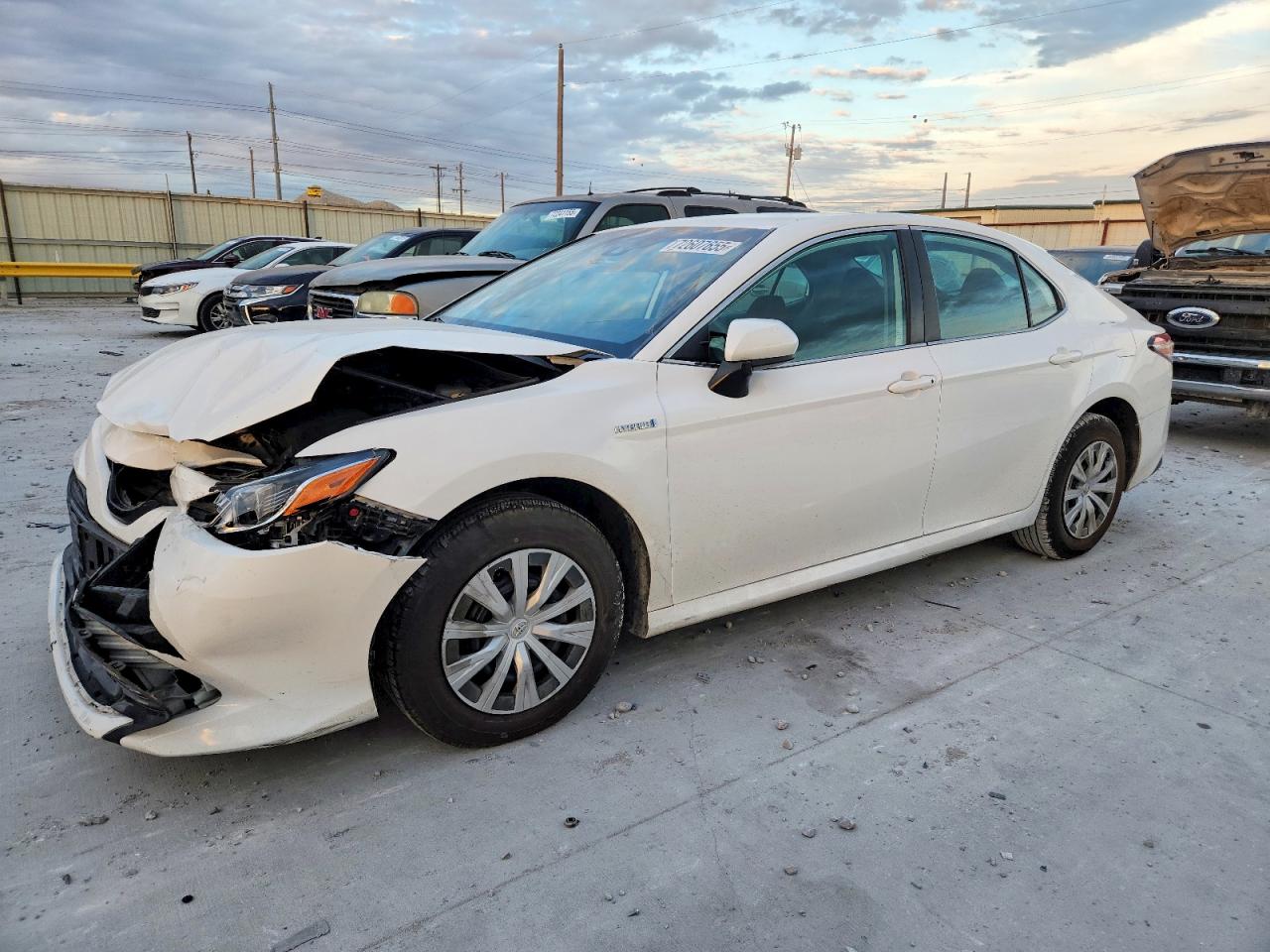 2020 TOYOTA CAMRY