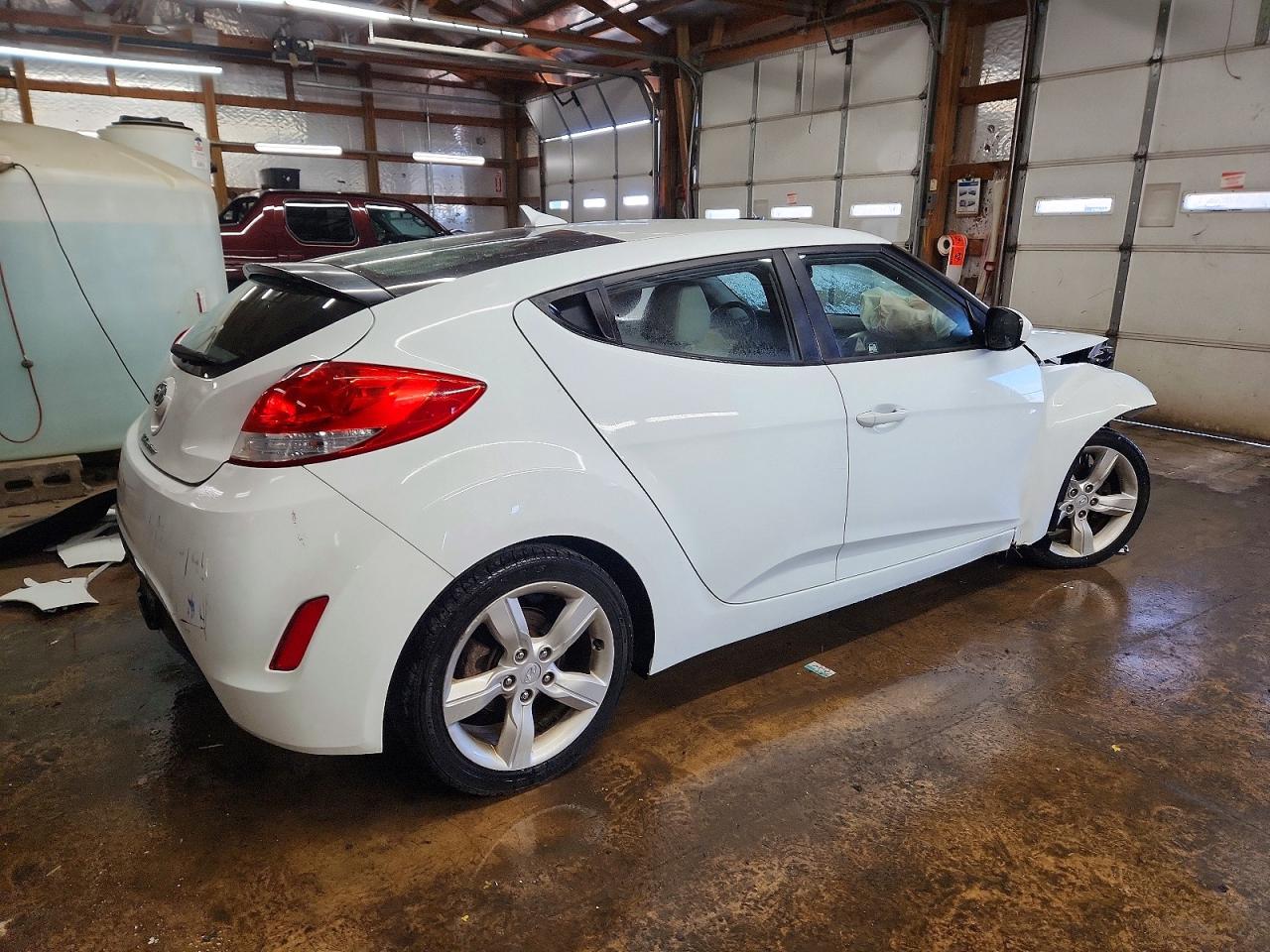 2013 HYUNDAI VELOSTER BASE photo 7