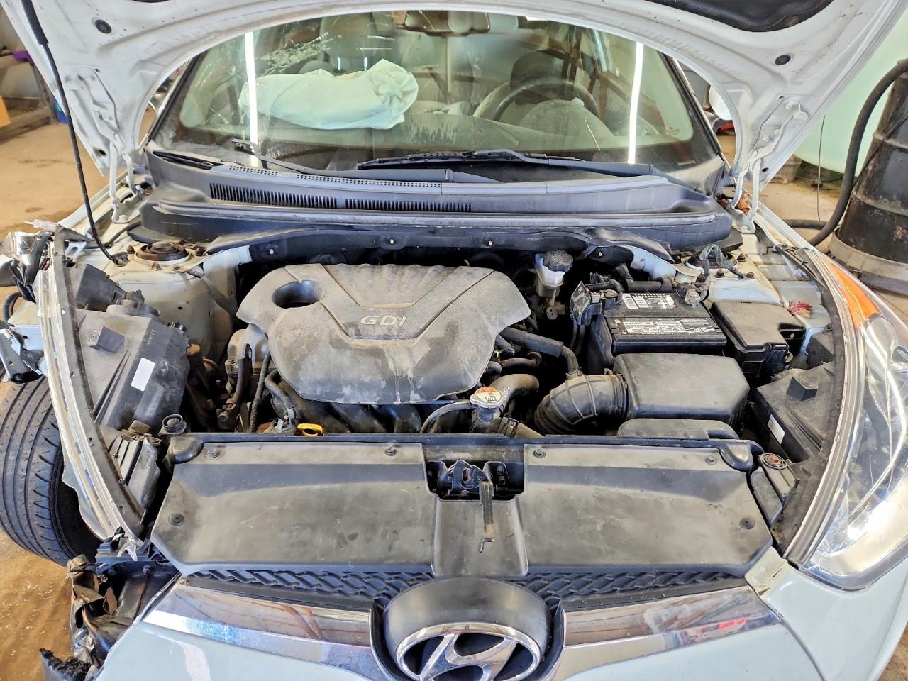 2013 HYUNDAI VELOSTER BASE photo 31