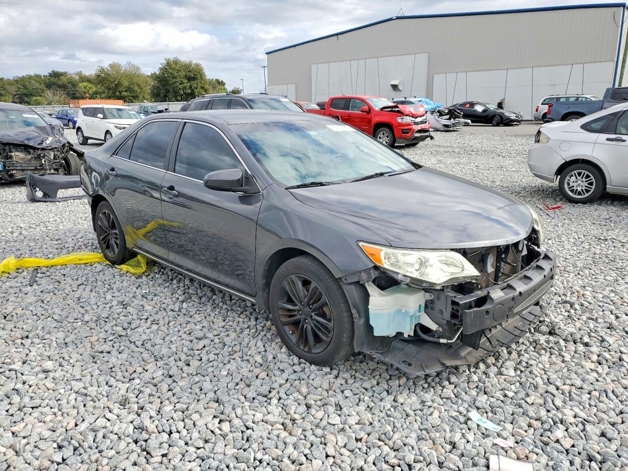 2012 TOYOTA CAMRY LE photo 7
