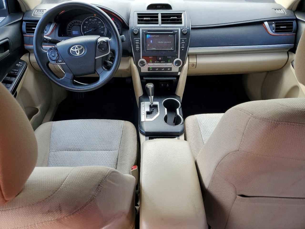 2012 TOYOTA CAMRY LE photo 15
