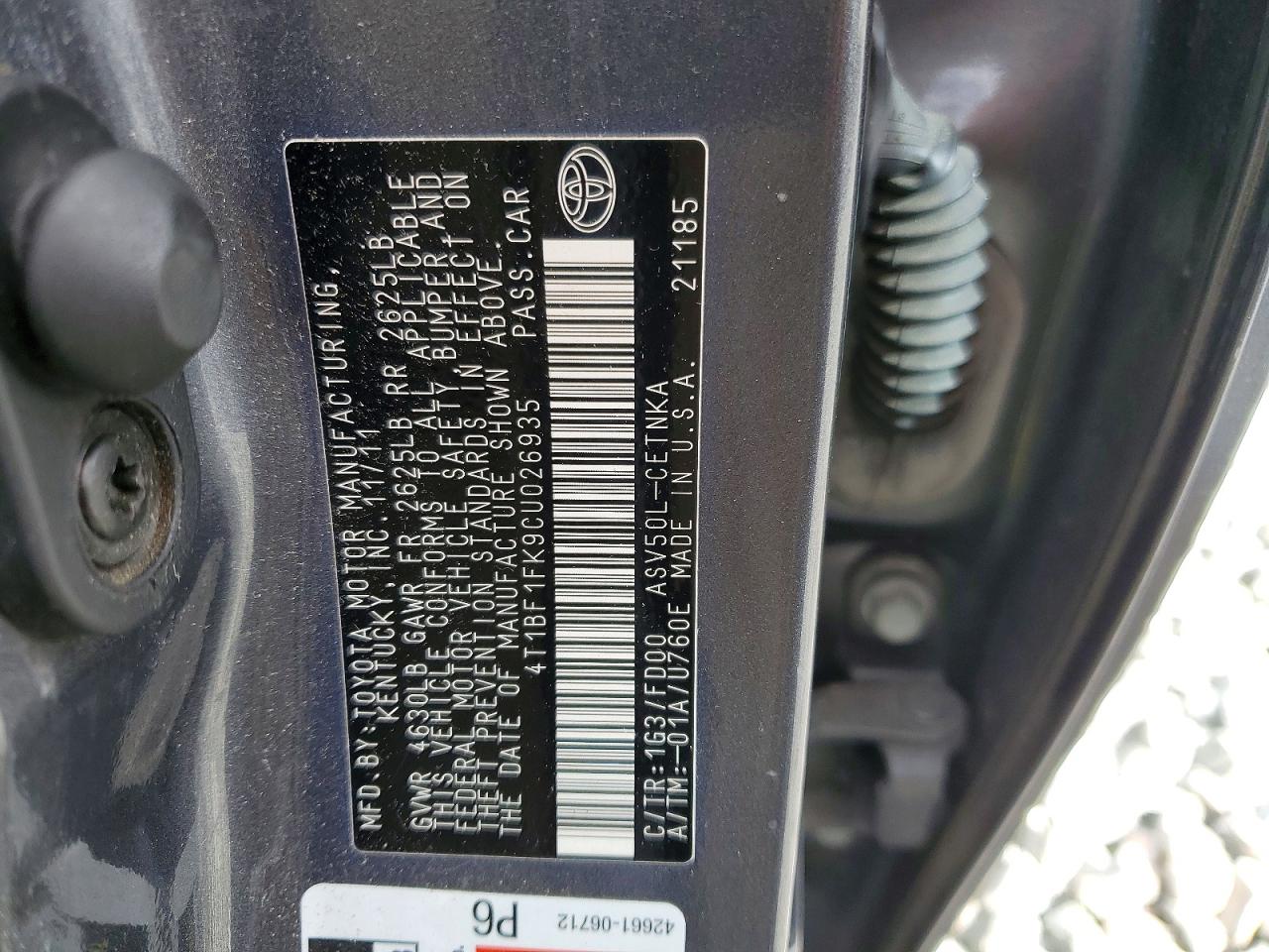 2012 TOYOTA CAMRY LE photo 25