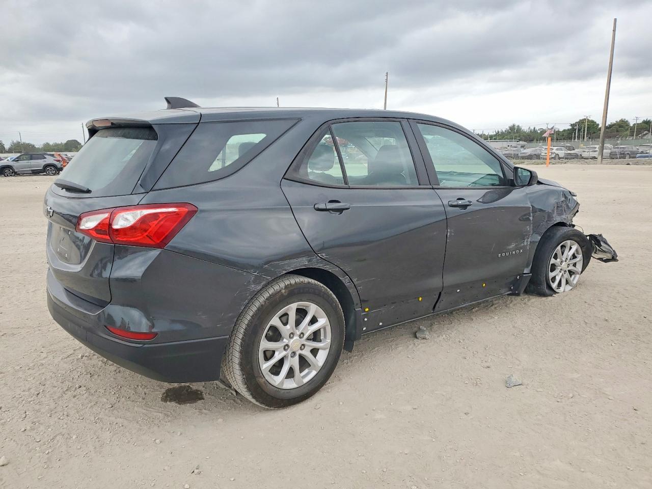 2020 CHEVROLET EQUINOX LS photo 7