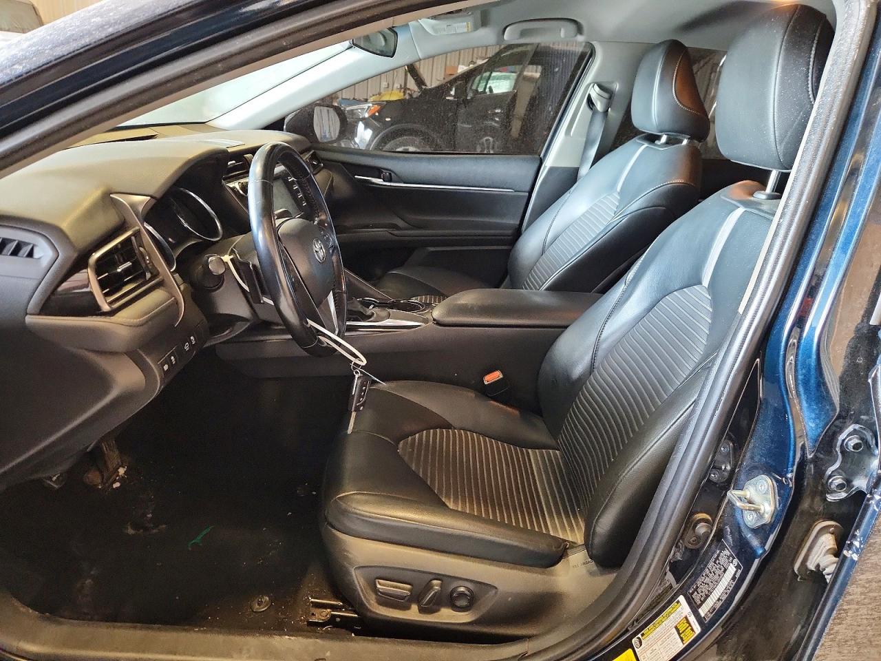 2020 TOYOTA CAMRY SE photo 13