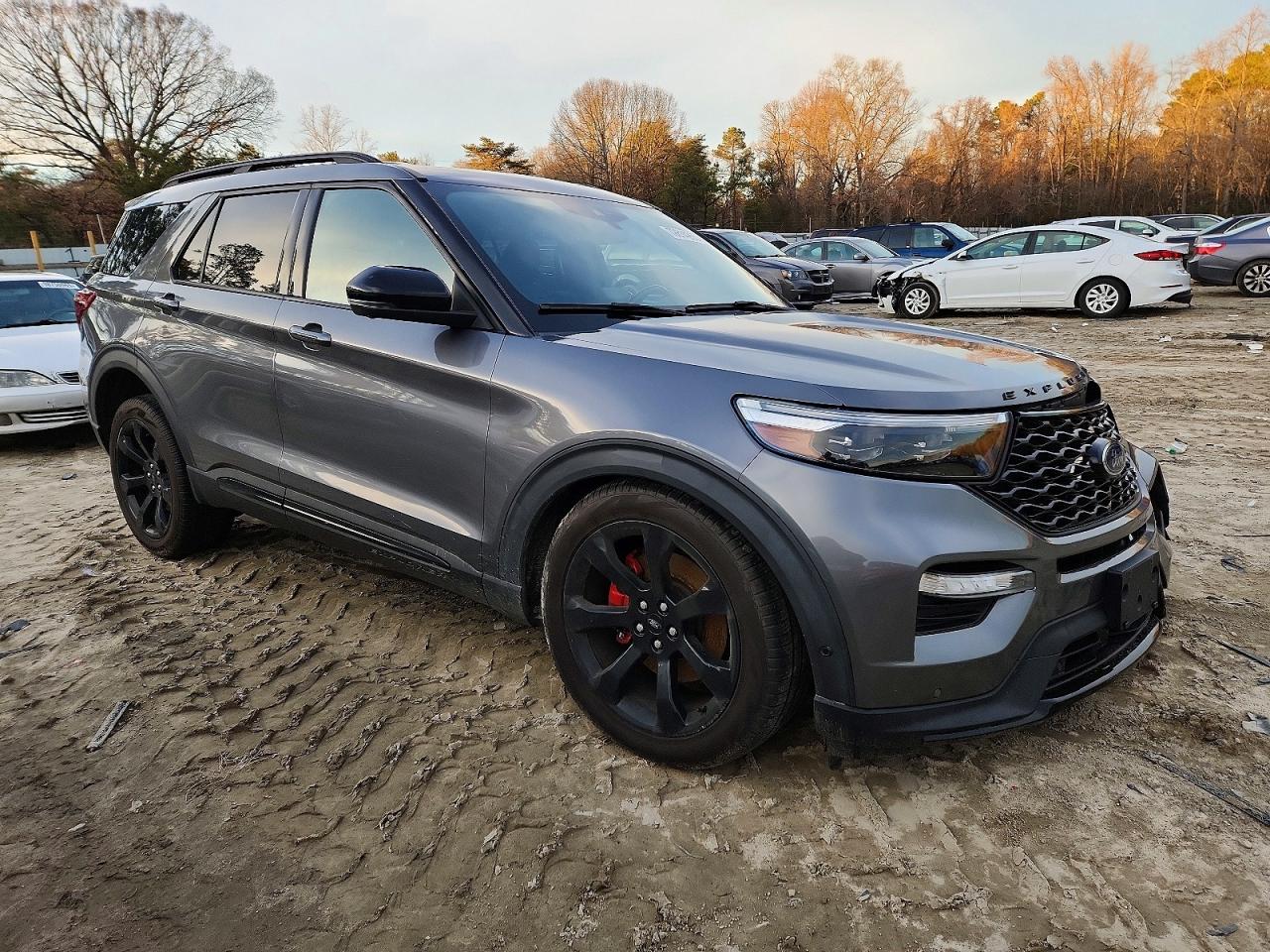 2021 FORD EXPLORER ST photo 7