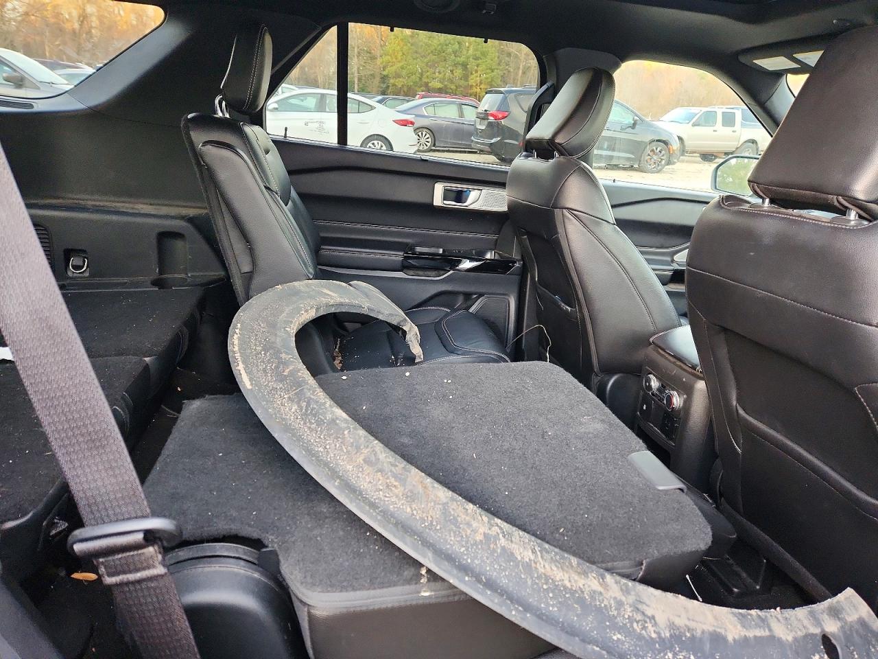 2021 FORD EXPLORER ST photo 21