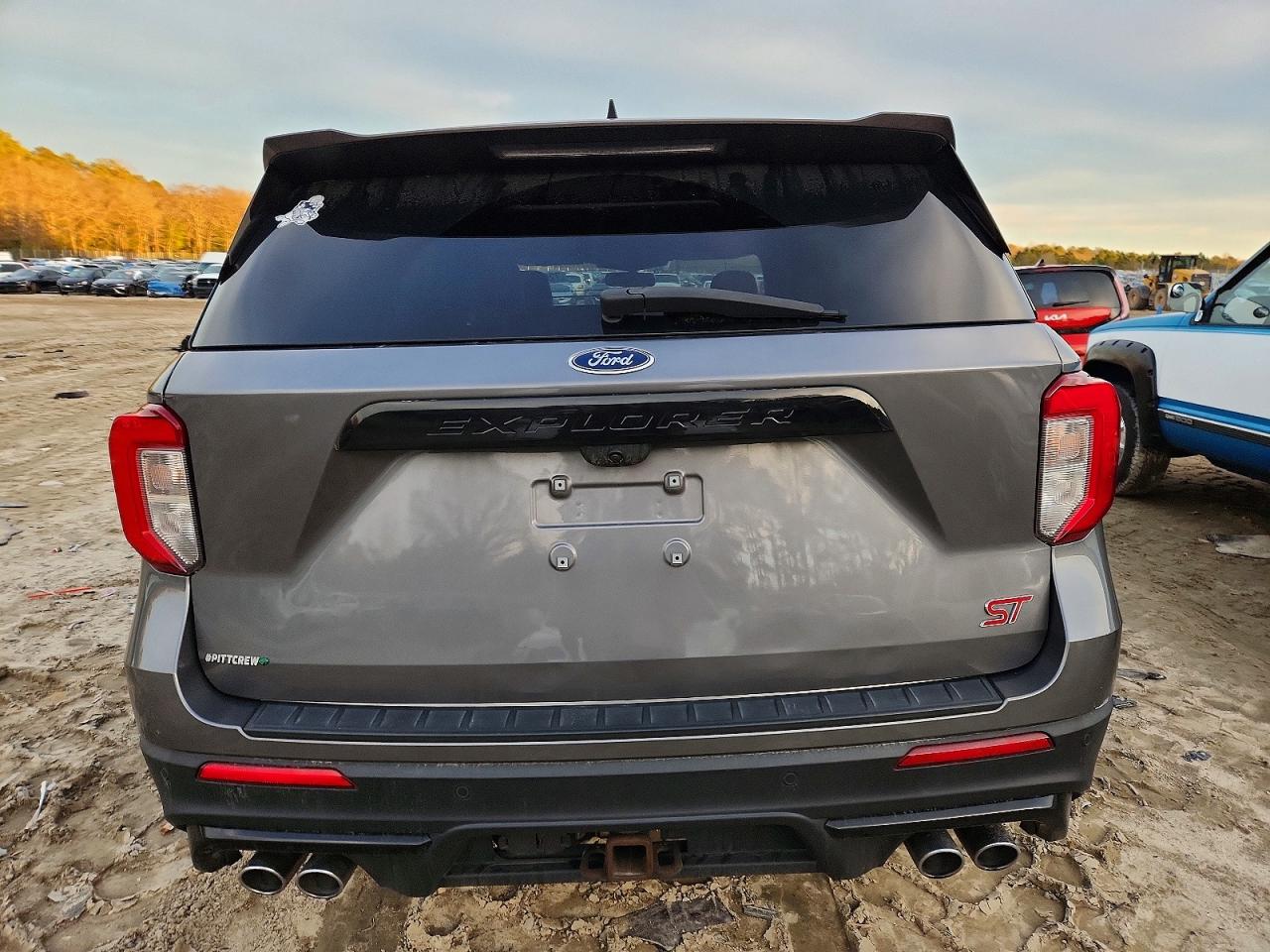 2021 FORD EXPLORER ST photo 11