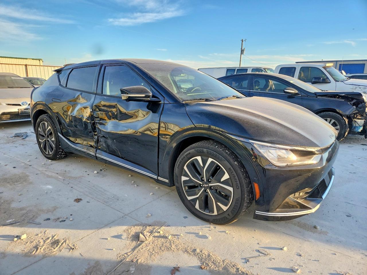2022 KIA EV6 WIND photo 7