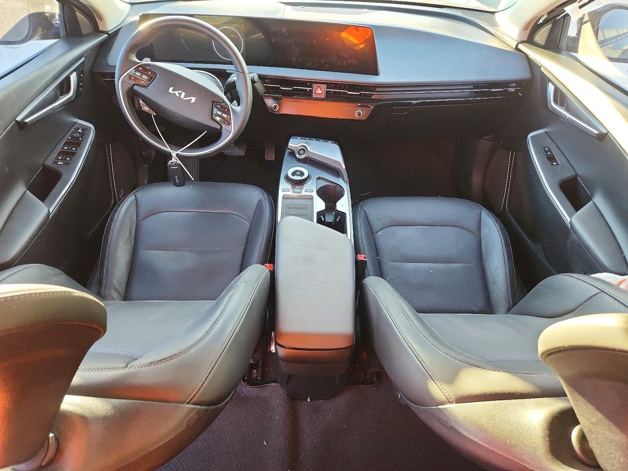 2022 KIA EV6 WIND photo 15
