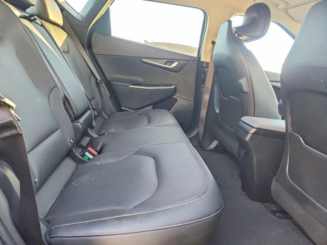 2022 KIA EV6 WIND photo 21