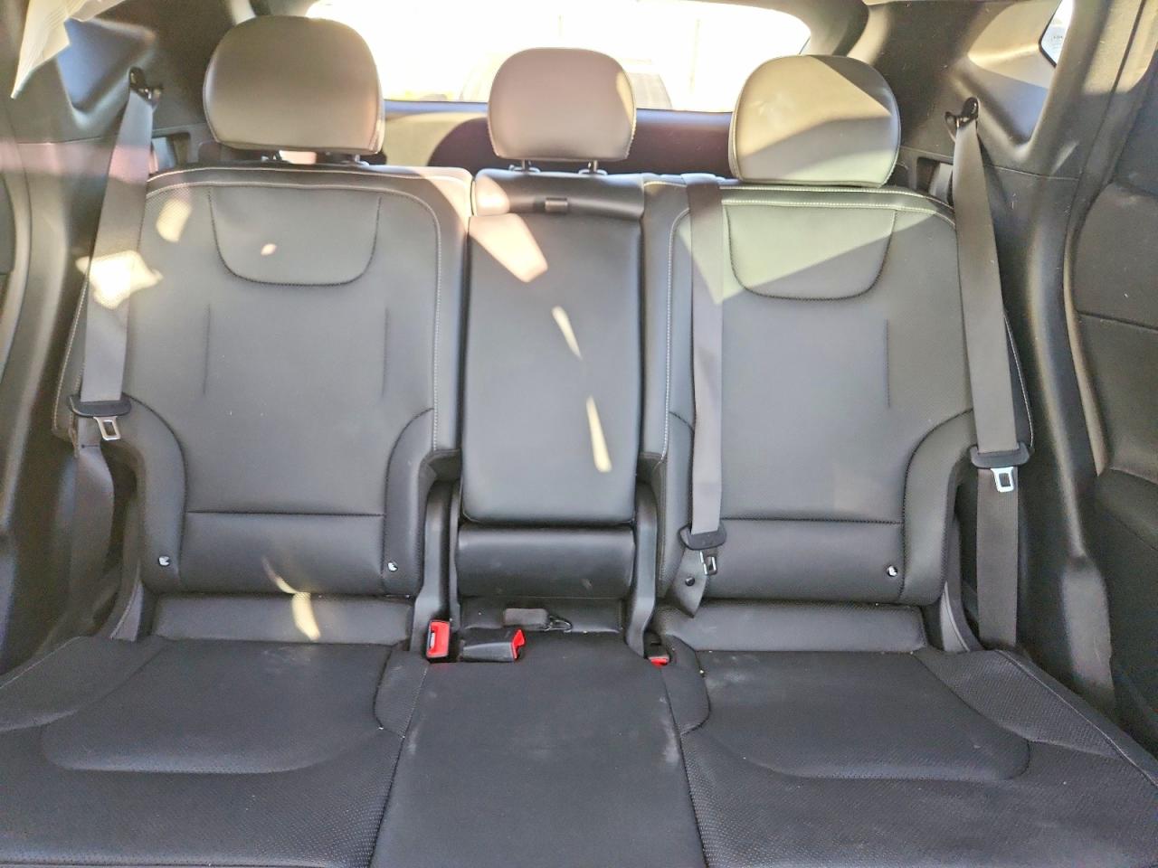 2022 KIA EV6 WIND photo 19