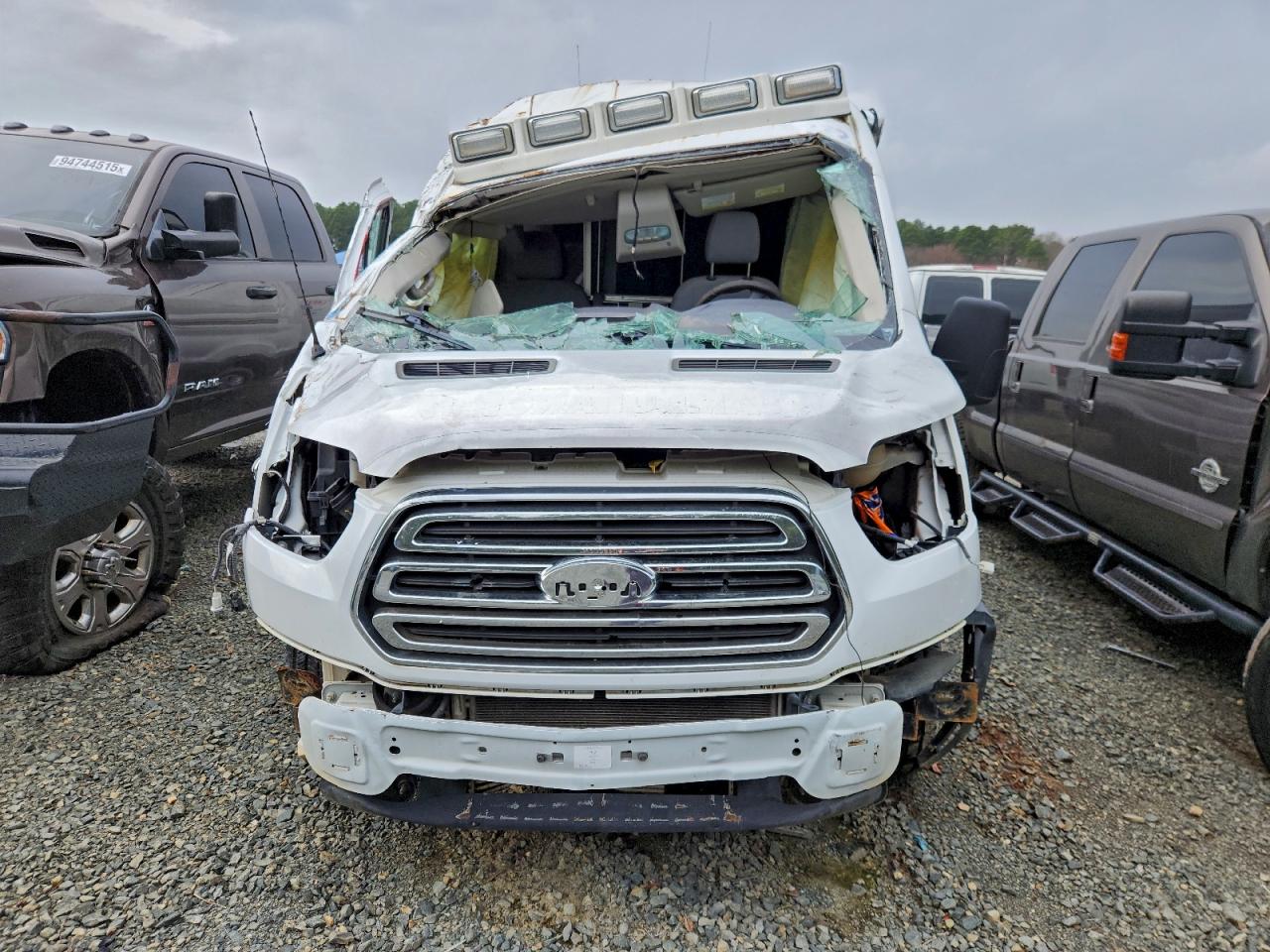 2016 FORD TRANSIT T-250 photo 9