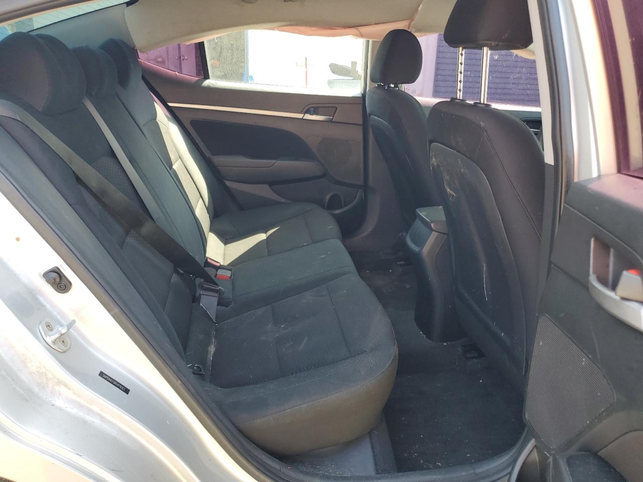2019 HYUNDAI ELANTRA SEL photo 19