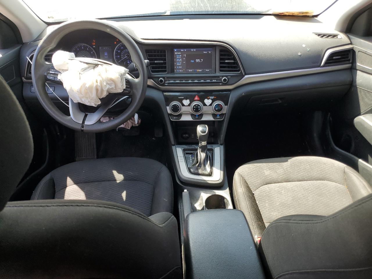 2019 HYUNDAI ELANTRA SEL photo 15