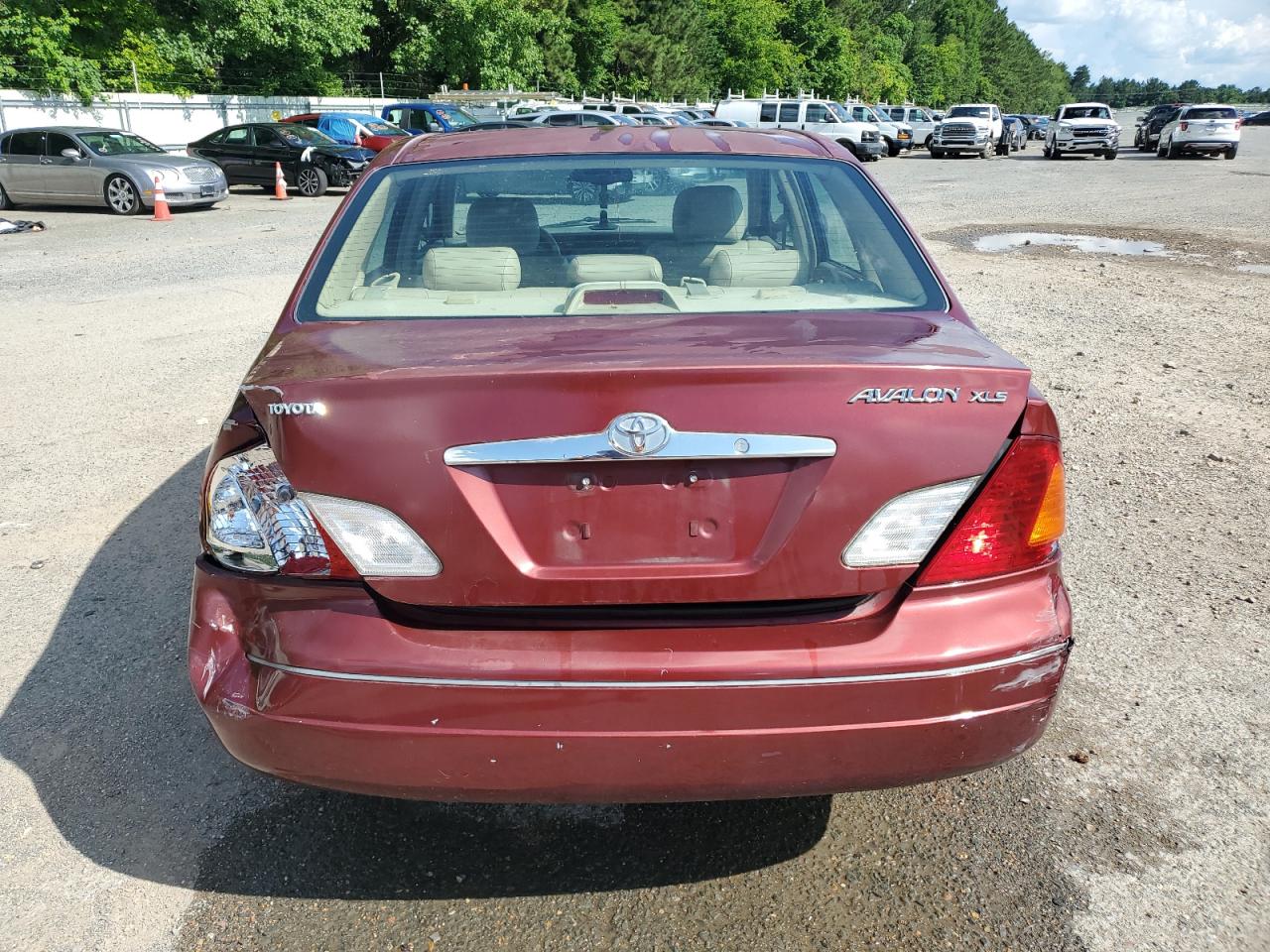 2000 TOYOTA AVALON XL photo 11