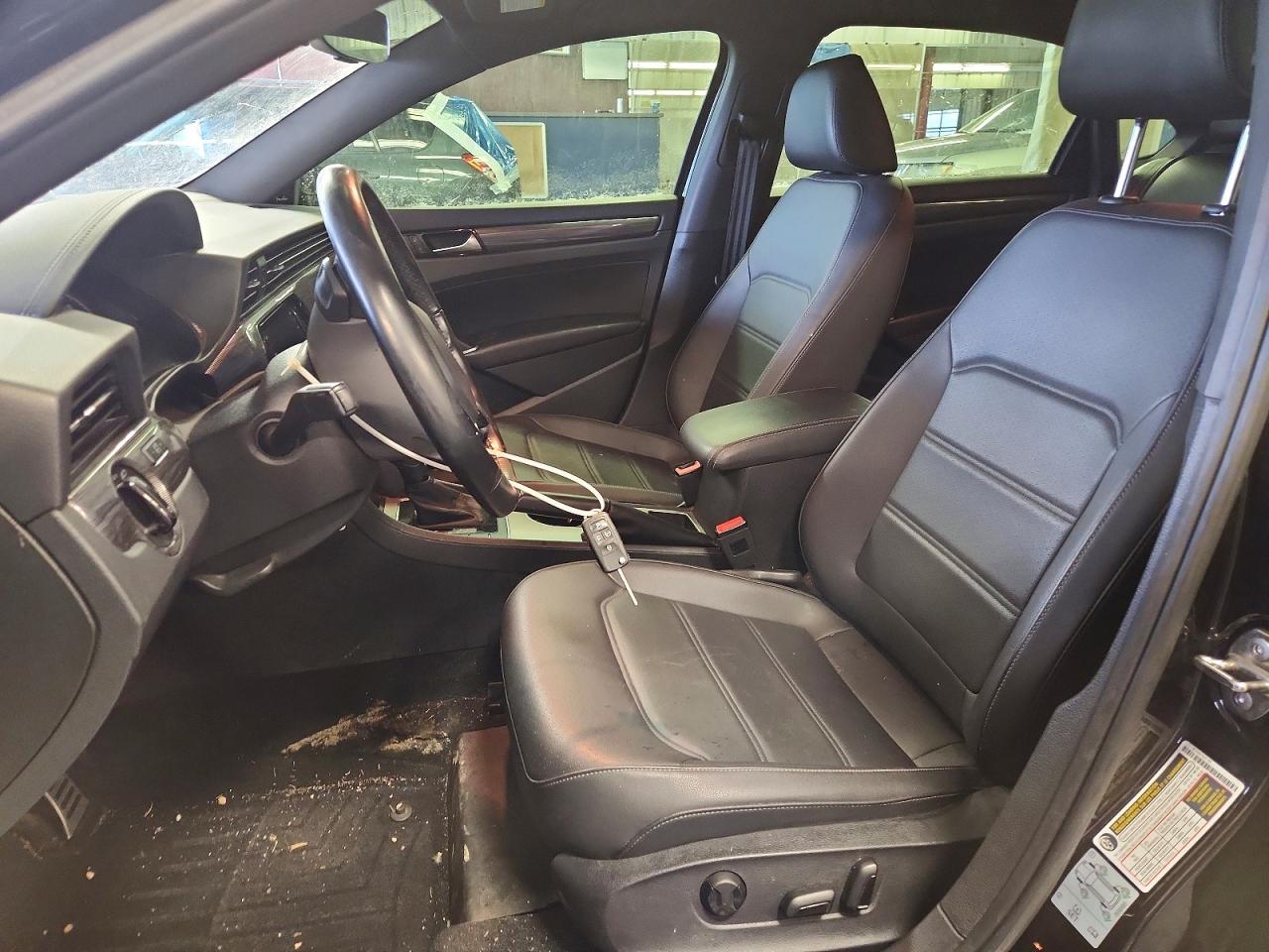 2021 VOLKSWAGEN PASSAT R-LINE photo 7