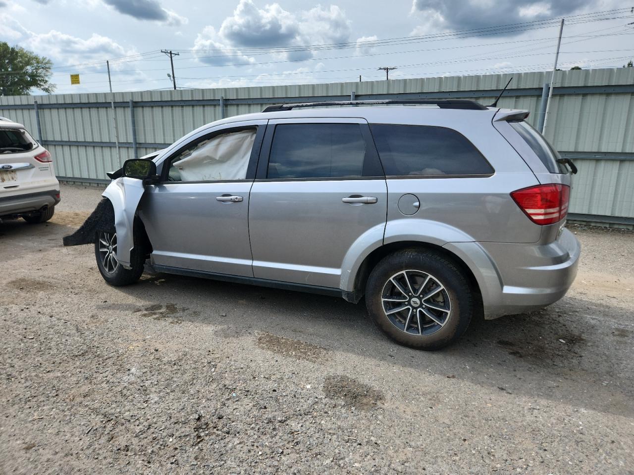 2018 DODGE JOURNEY SE photo 3