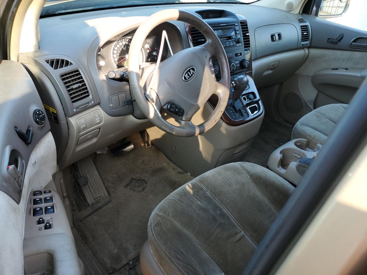 2006 KIA SEDONA EX photo 15