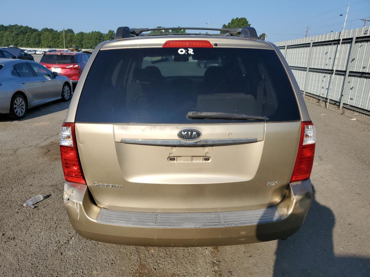 2006 KIA SEDONA EX photo 11