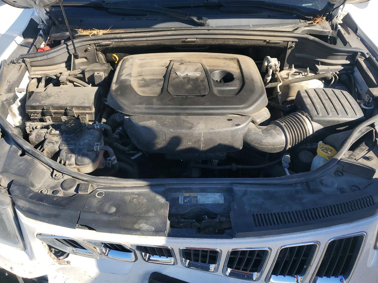 2016 JEEP GRAND CHEROKEE LAREDO photo 11