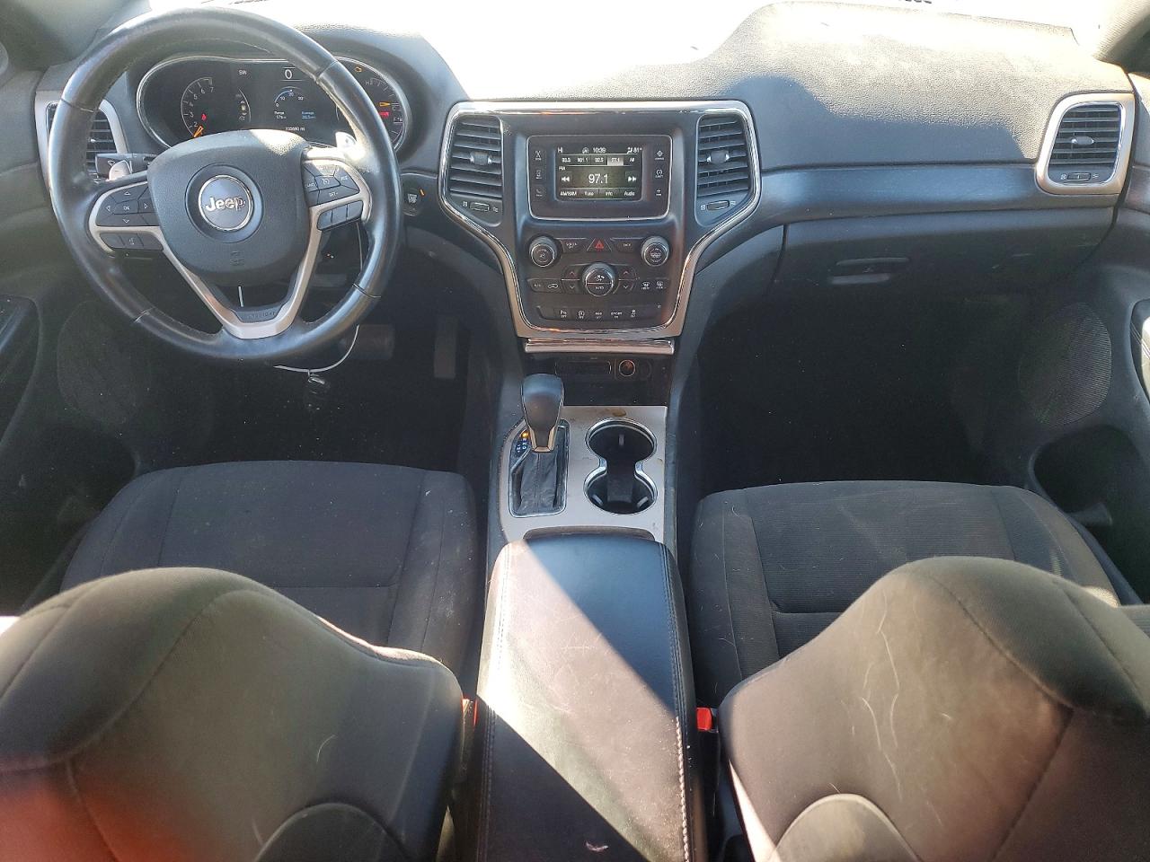 2016 JEEP GRAND CHEROKEE LAREDO photo 8