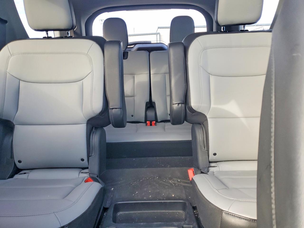 2021 FORD EXPLORER XLT photo 19