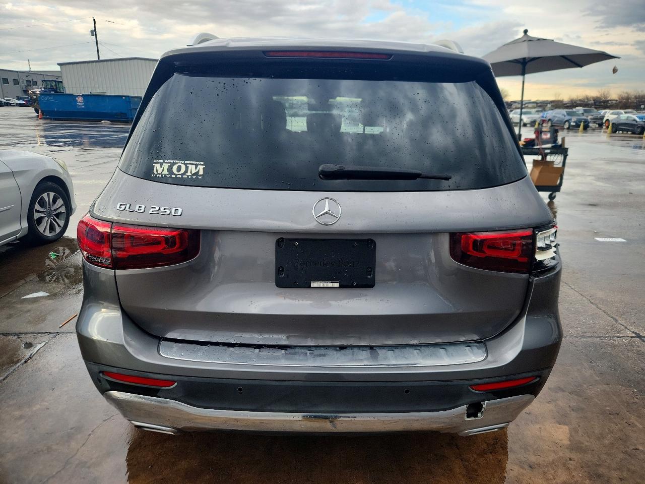 2021 MERCEDES-BENZ GLB 250 photo 11