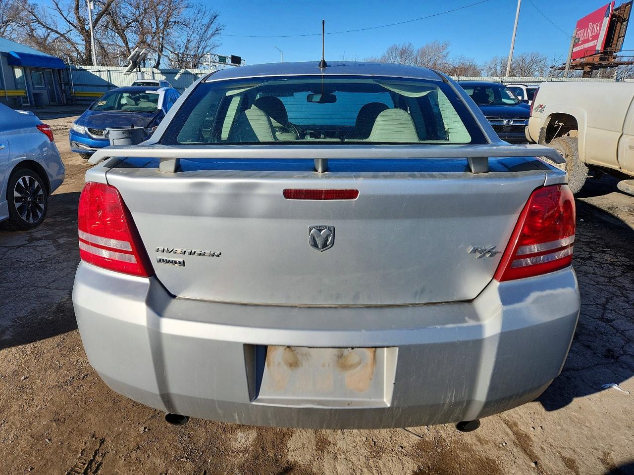 2008 DODGE AVENGER R/T photo 6