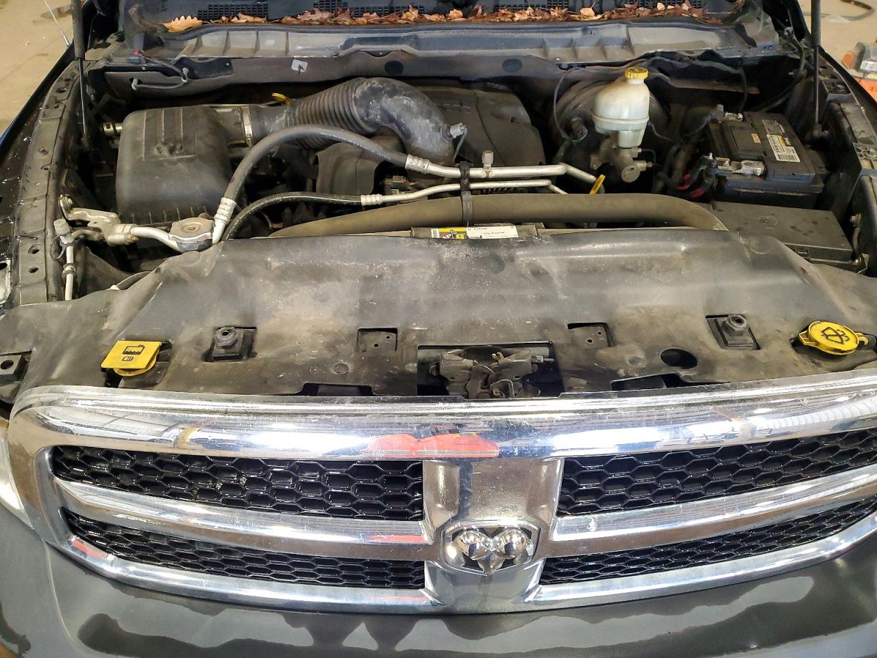 2015 RAM 1500 ST photo 11