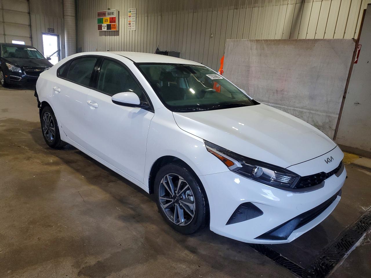 2024 KIA FORTE LX photo 13
