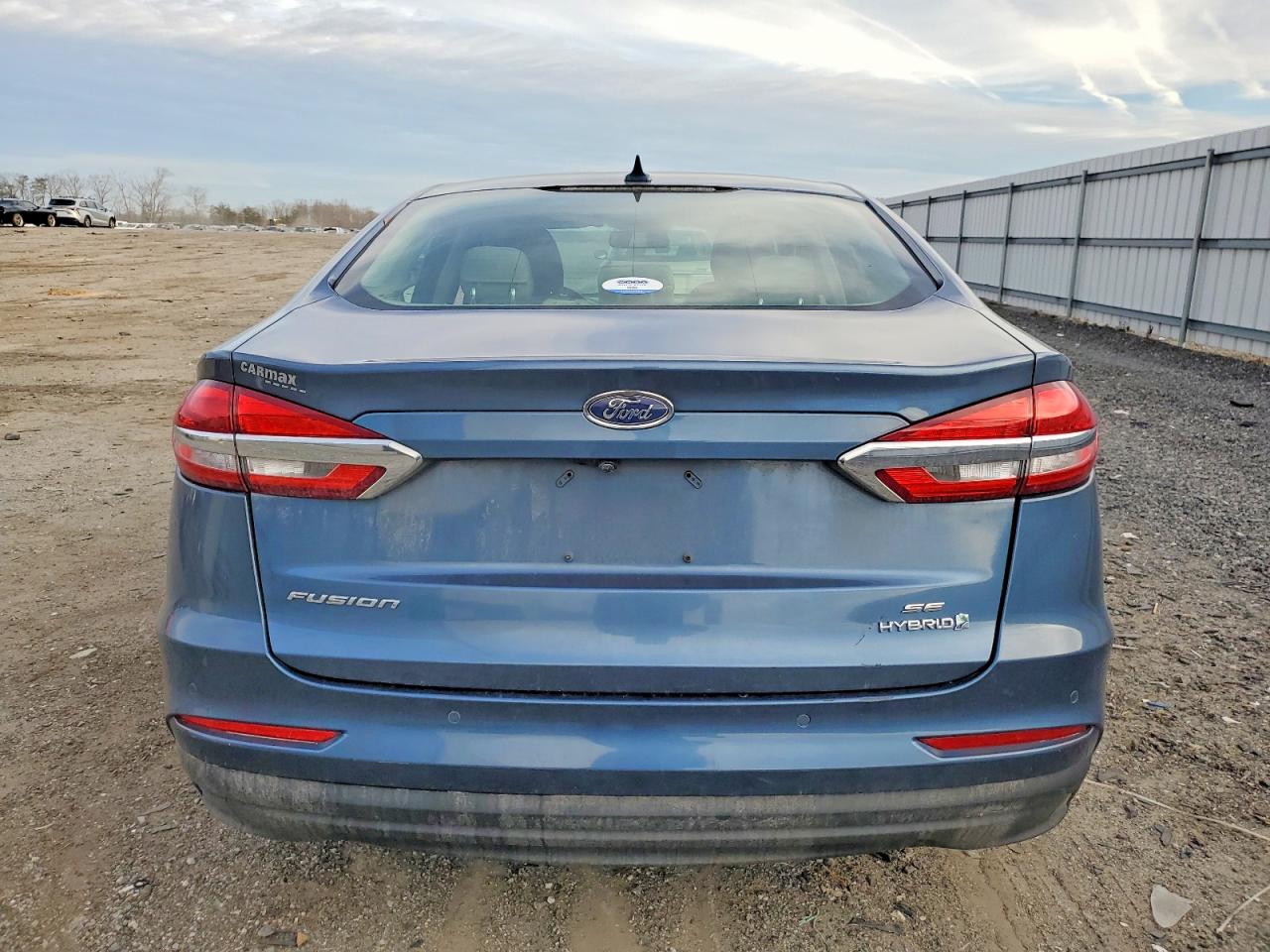 2019 FORD FUSION SE photo 16