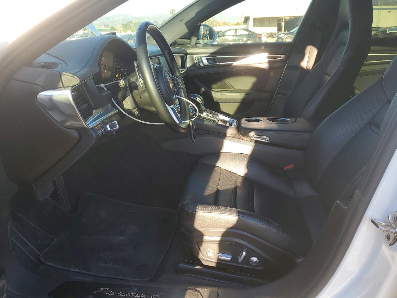 2020 PORSCHE PANAMERA BASE photo 19