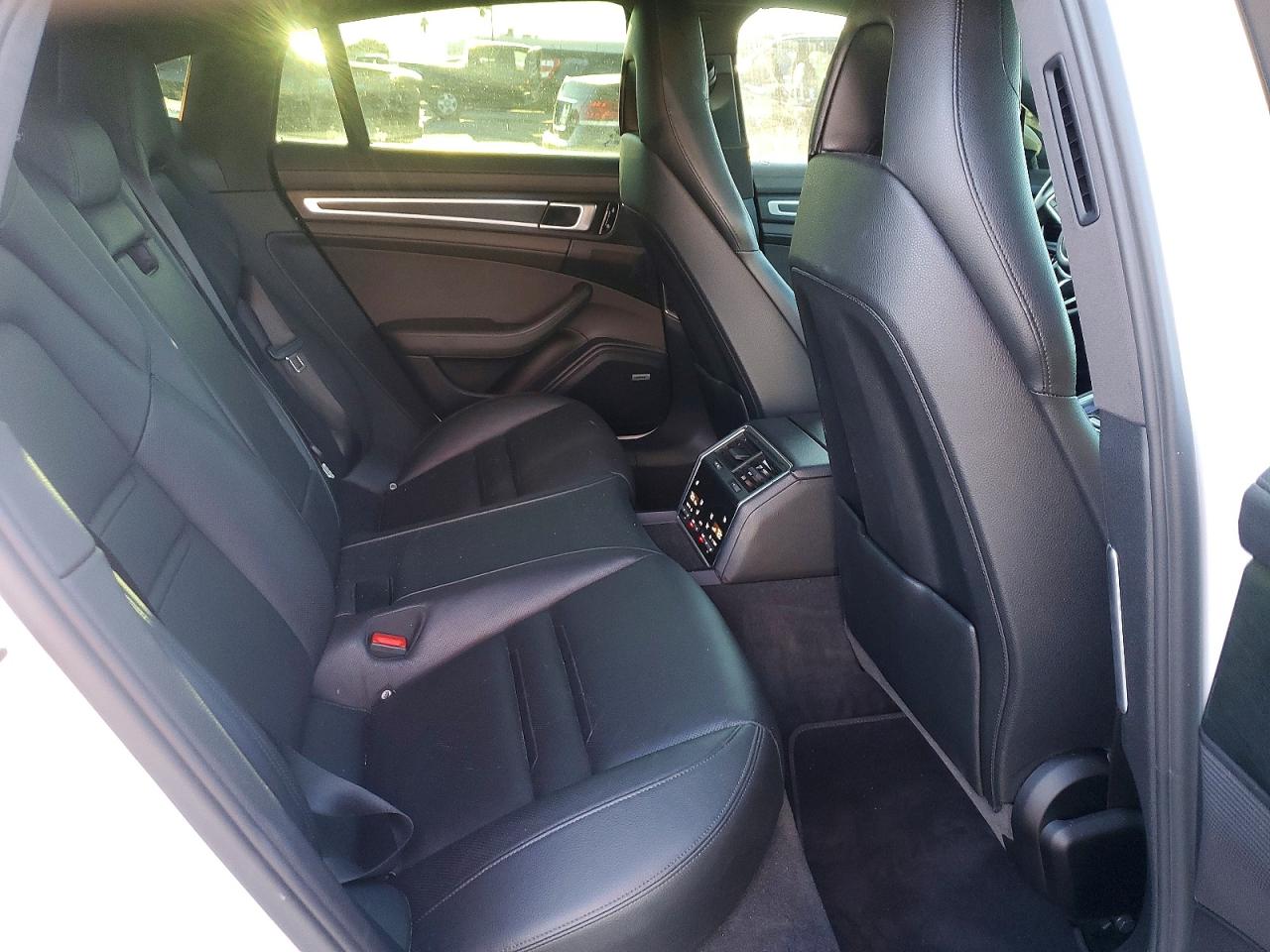2020 PORSCHE PANAMERA BASE photo 28