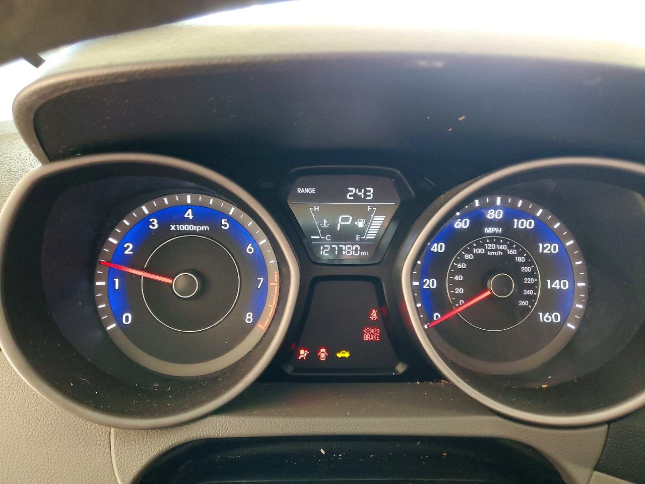 2015 HYUNDAI ELANTRA SE photo 17