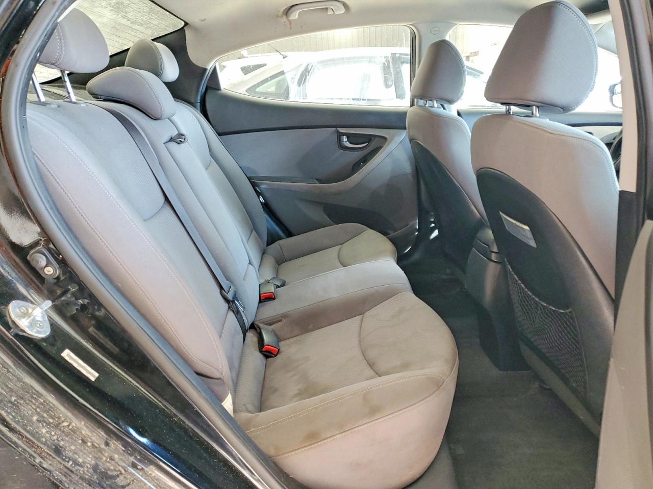 2015 HYUNDAI ELANTRA SE photo 19