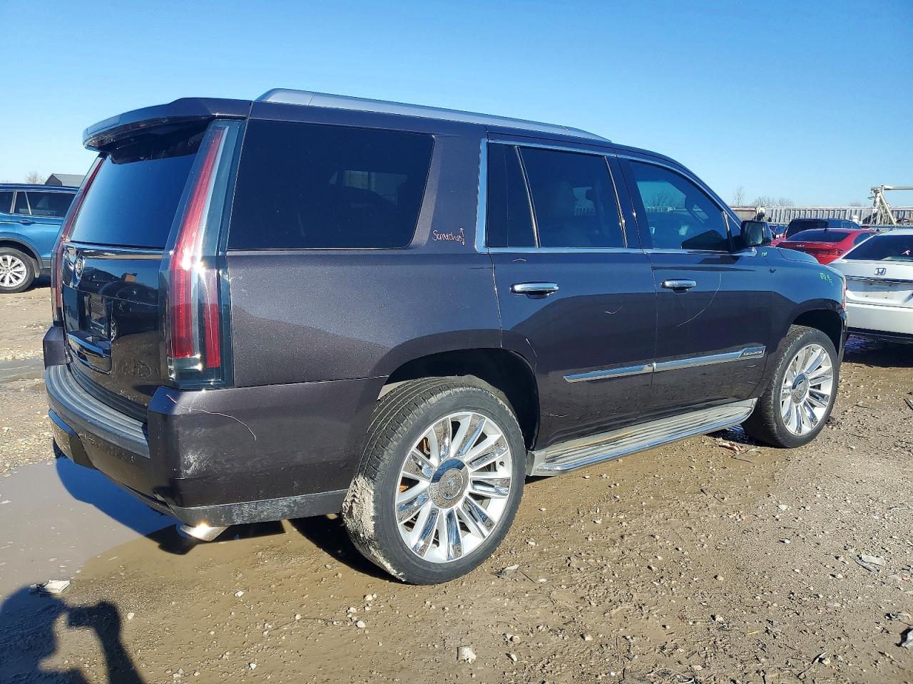 2015 CADILLAC ESCALADE photo 3