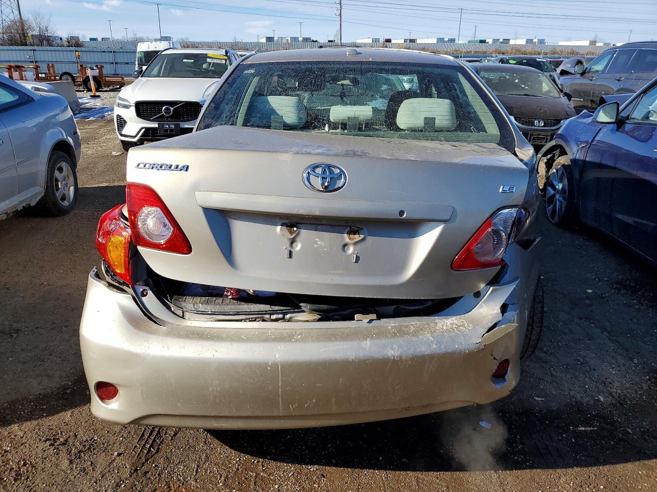 2009 TOYOTA COROLLA LE photo 6