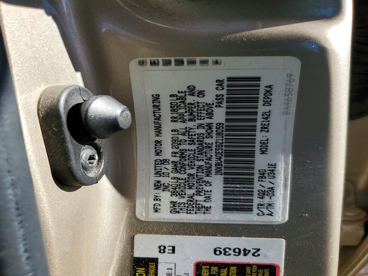 2009 TOYOTA COROLLA LE photo 12