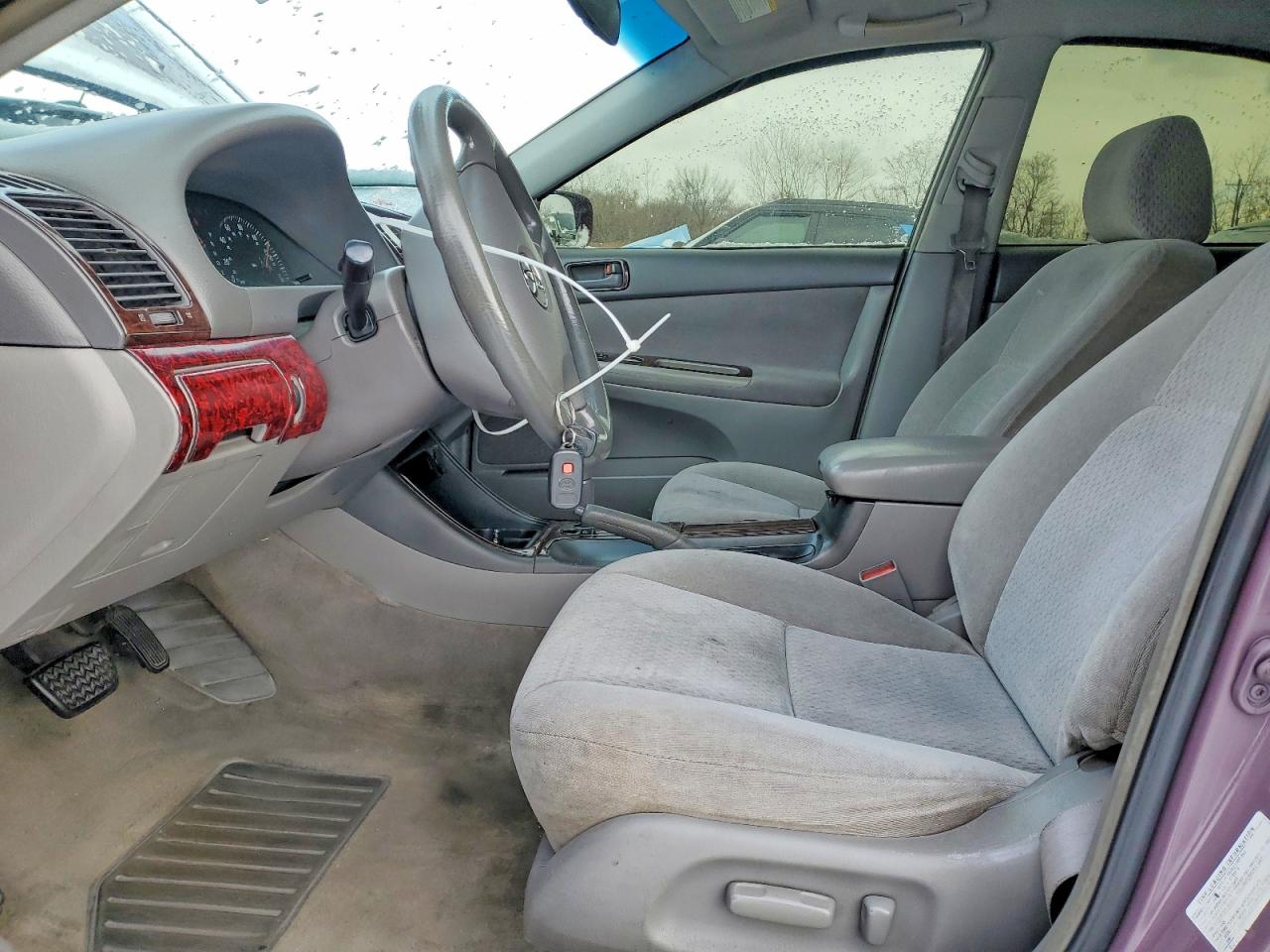 2003 TOYOTA CAMRY LE photo 19