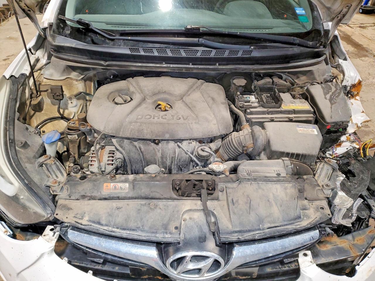 2016 HYUNDAI ELANTRA SE photo 31