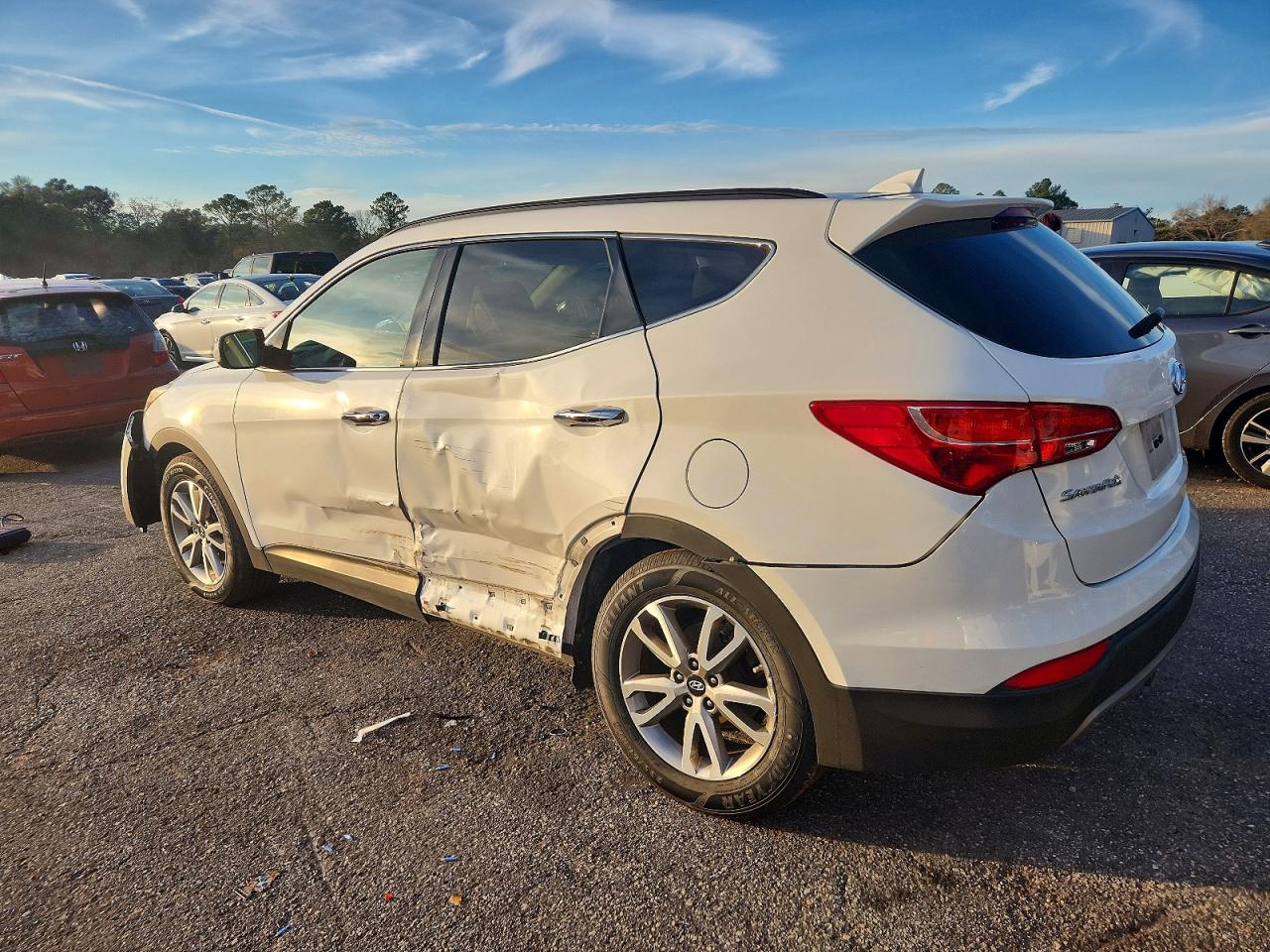 2015 HYUNDAI SANTA FE SPORT photo 2
