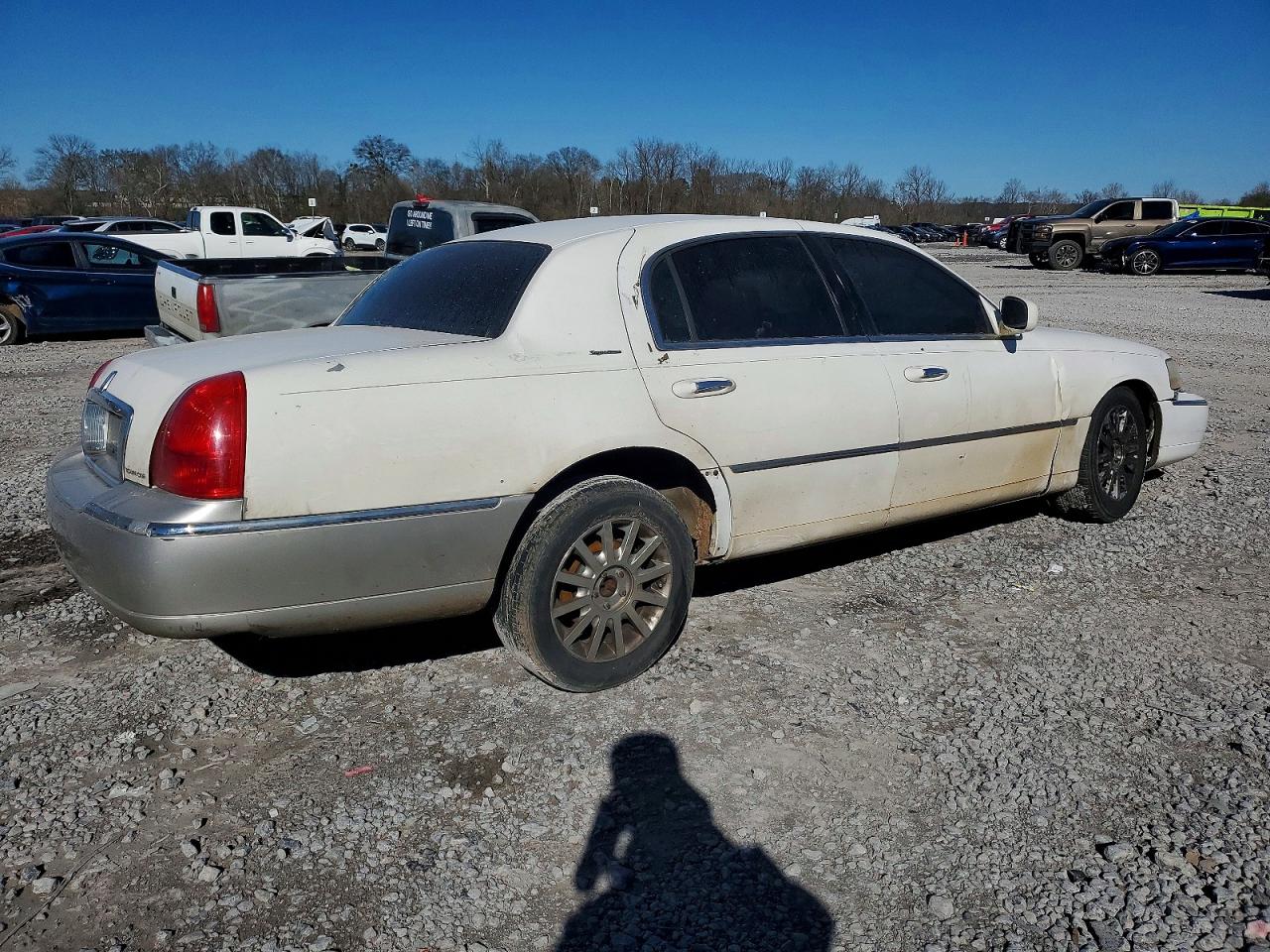 2007 LINCOLN TOWN CAR SIGNATURE photo 5