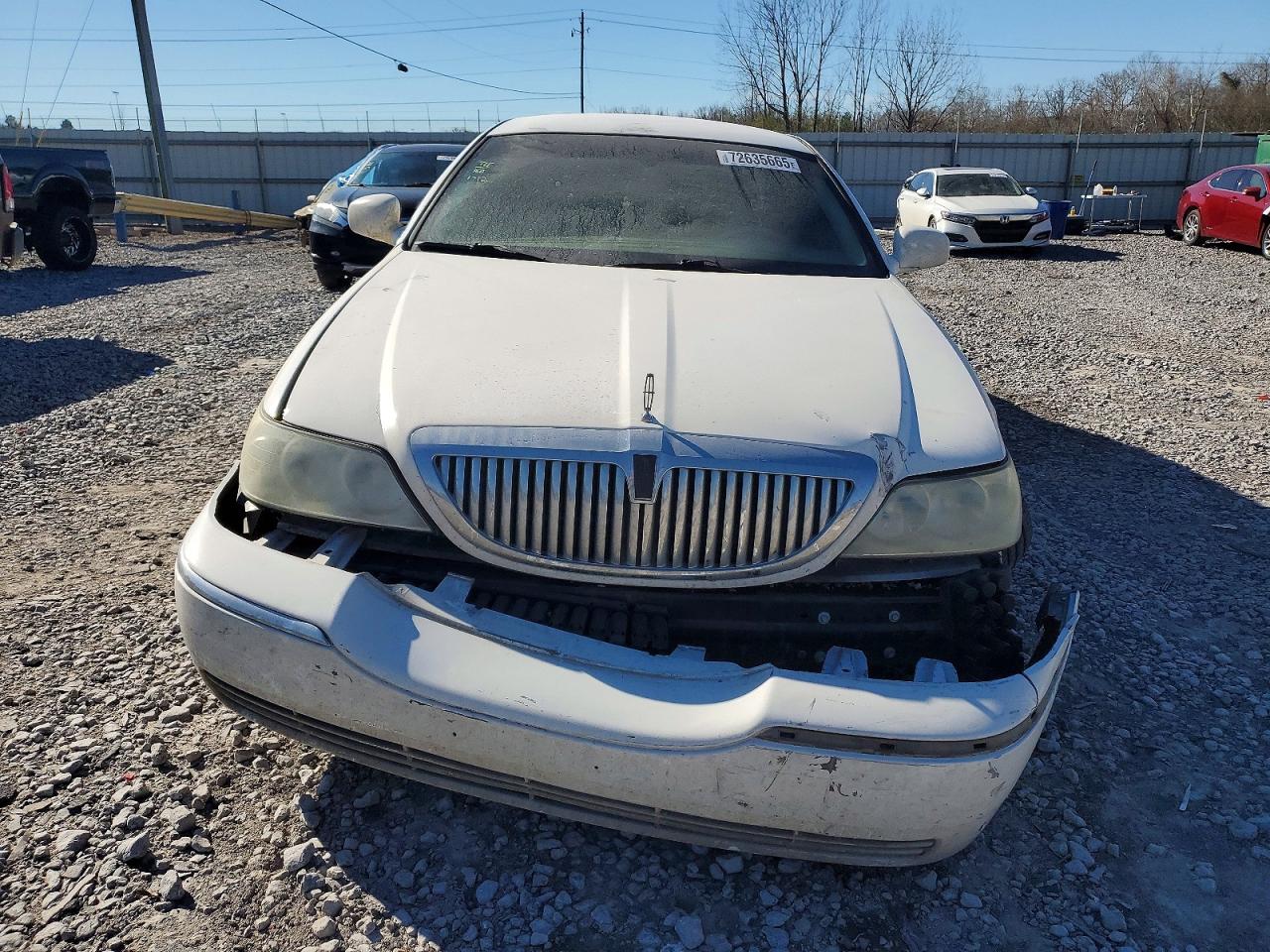 2007 LINCOLN TOWN CAR SIGNATURE photo 9