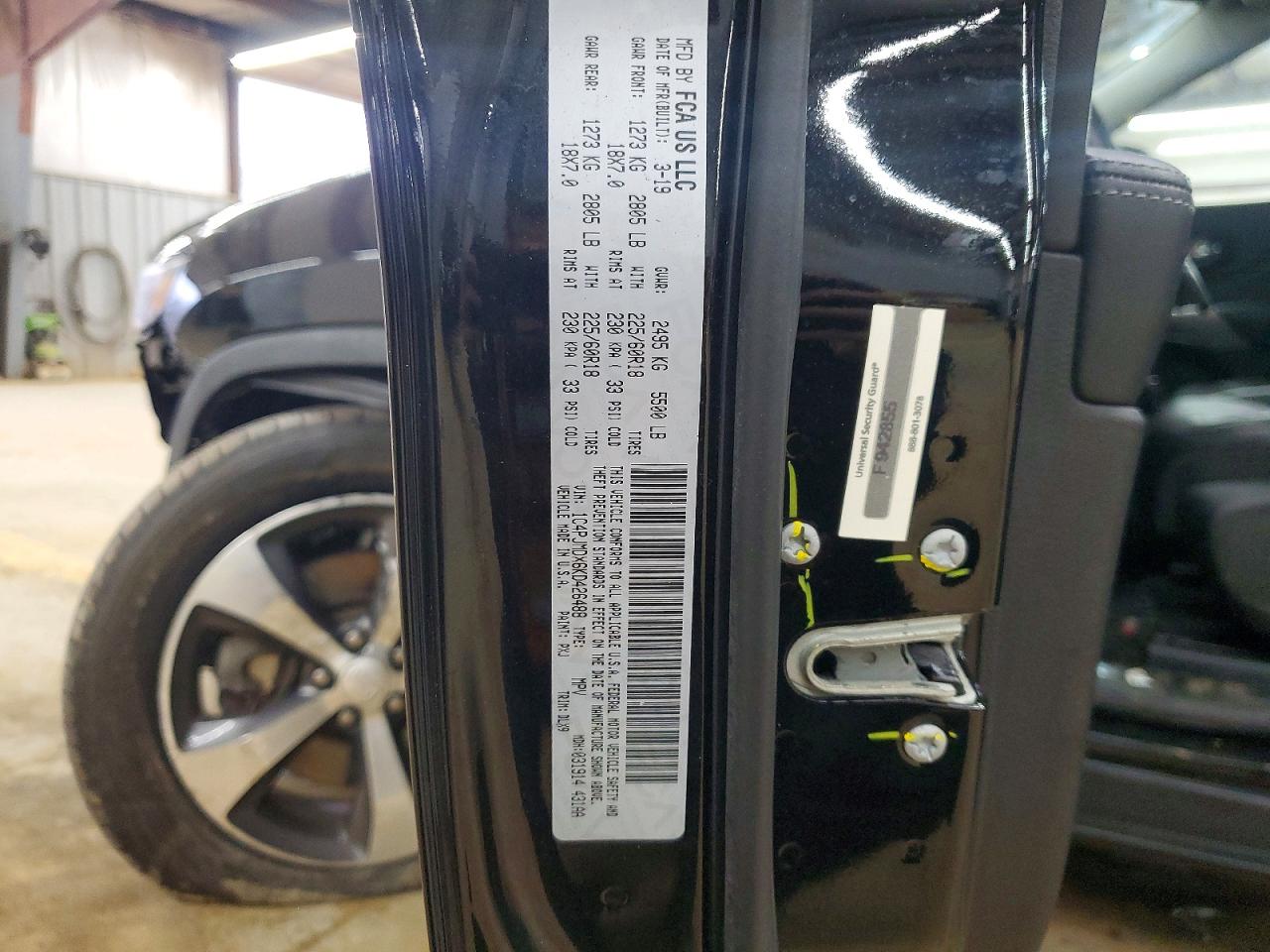 2019 JEEP CHEROKEE LIMITED photo 13