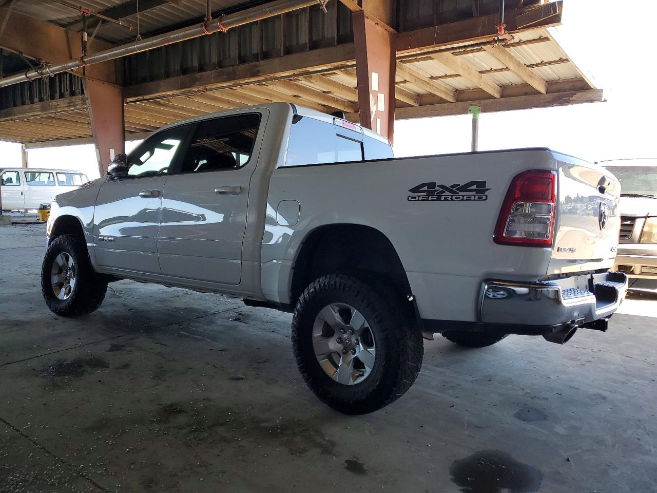 2021 RAM 1500 BIG HORN/LONE STAR photo 2