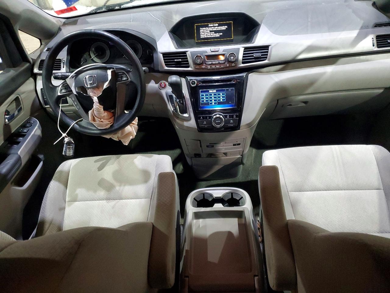 2016 HONDA ODYSSEY SE photo 8