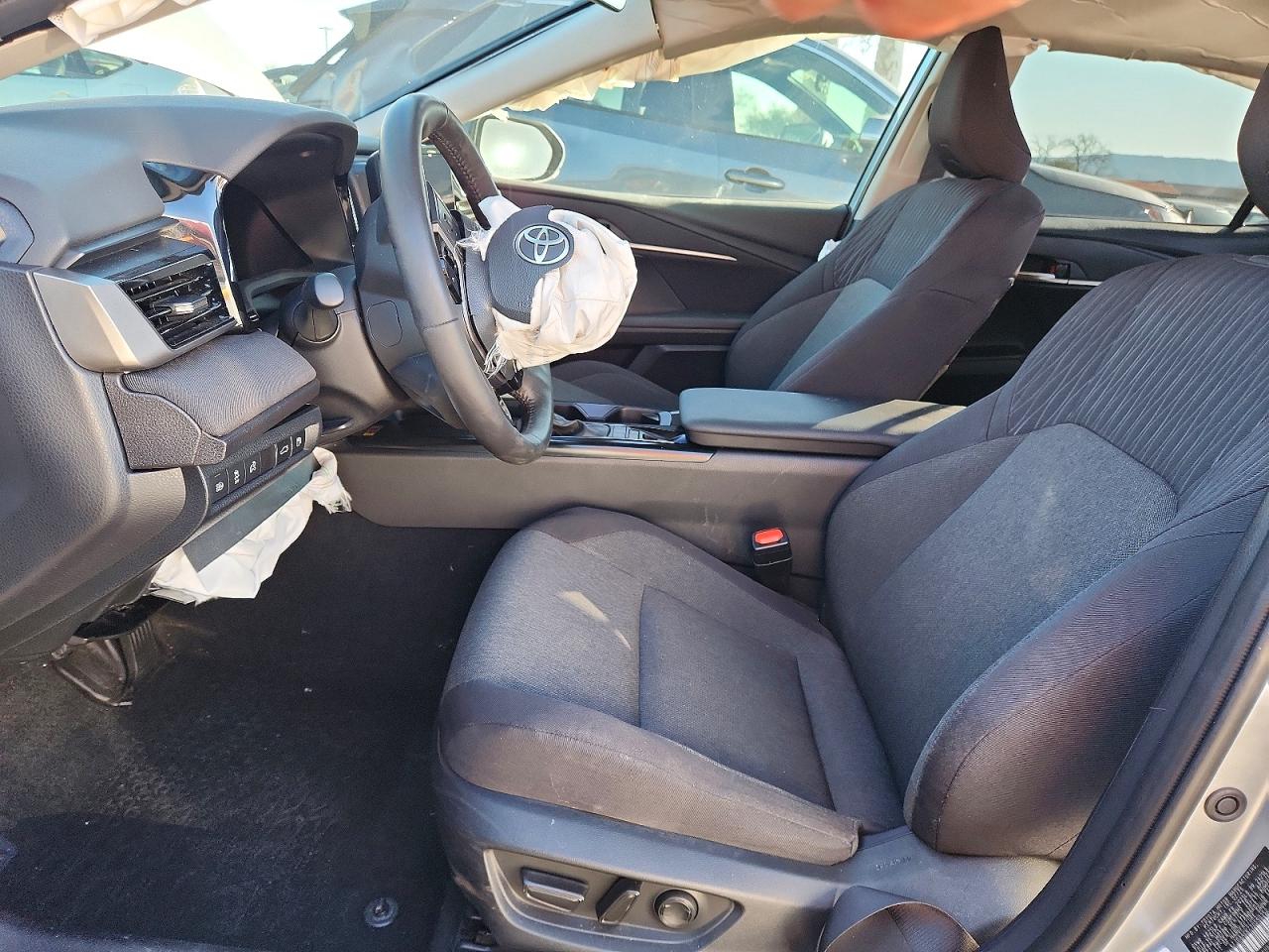 2025 TOYOTA CAMRY XSE photo 7