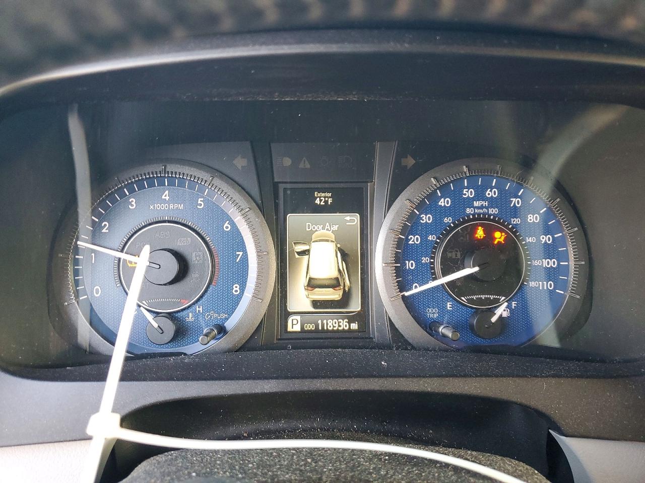 2016 TOYOTA SIENNA XLE 8-PASSENGER photo 9