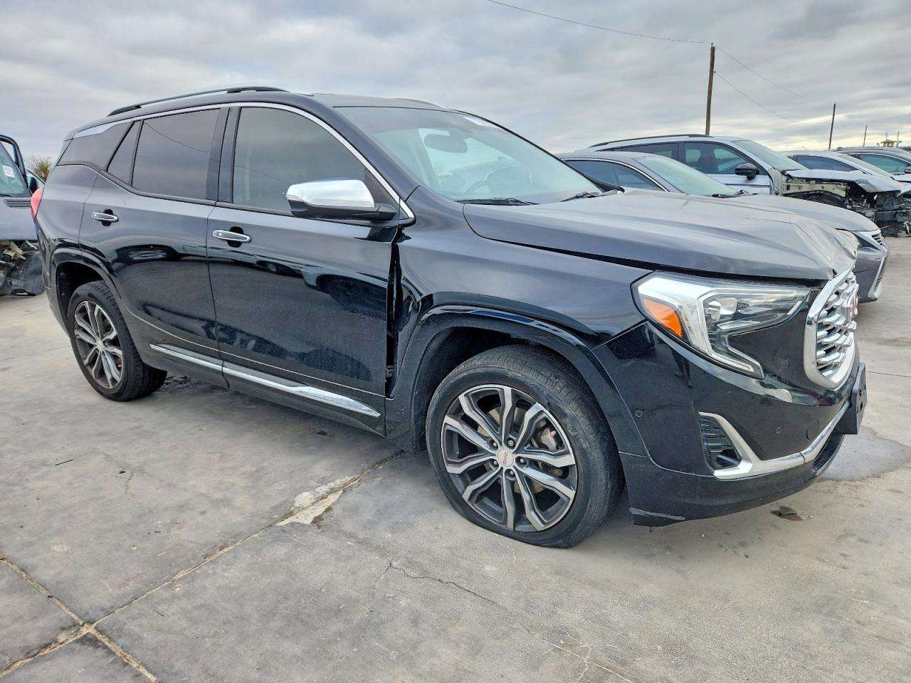 2019 GMC TERRAIN DENALI photo 7