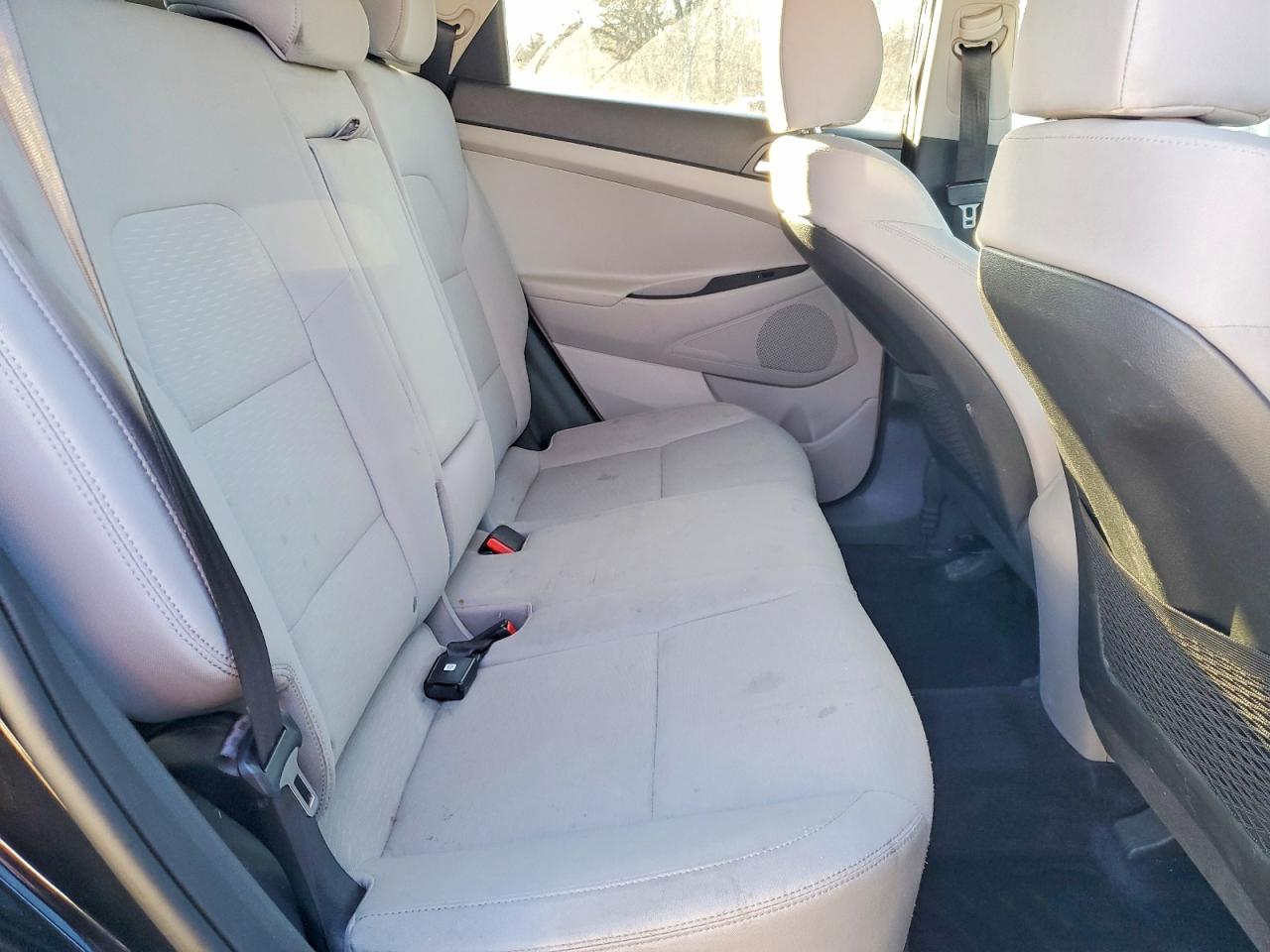 2019 HYUNDAI TUCSON VALUE photo 31